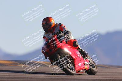 media/Nov-06-2023-Moto Forza (Mon) [[ce023d0744]]/3-Intermediate Group/Session 5 (Turn 9)/